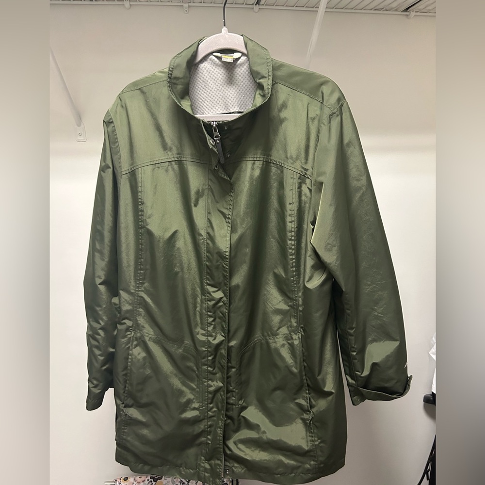 Eddie Bauer raincoat